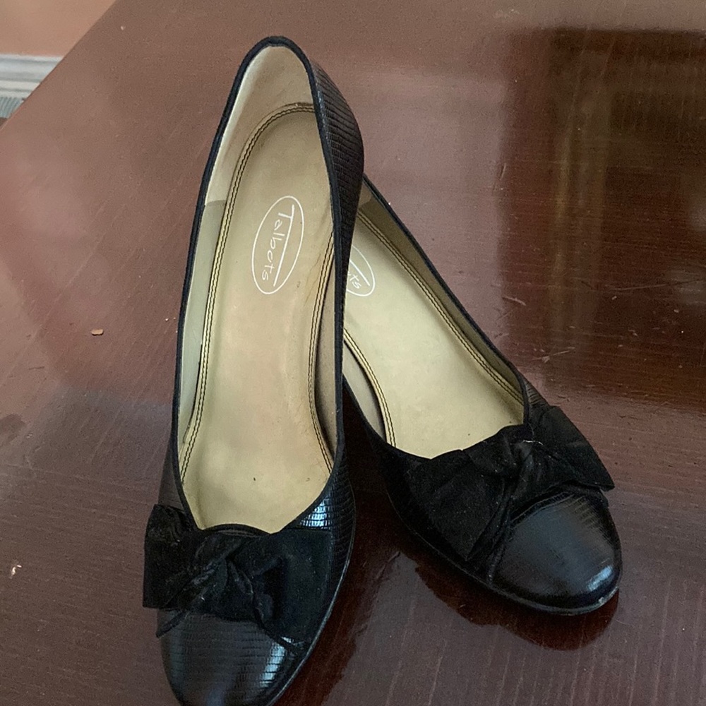 Talbots Black shoes